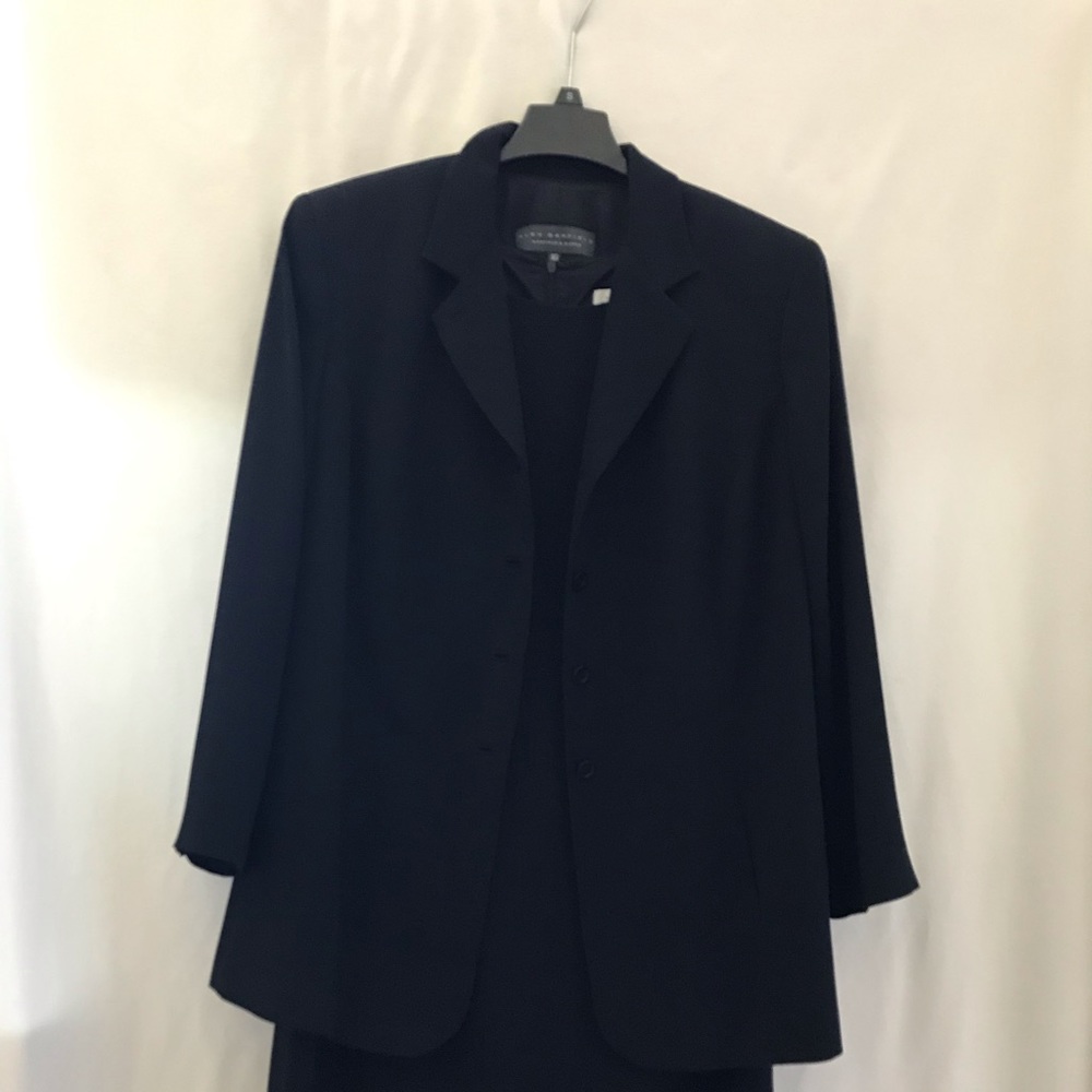Suit